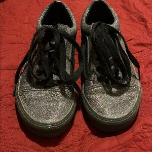 Women’s “Old Skool” Black Glitter Vans size 5.5